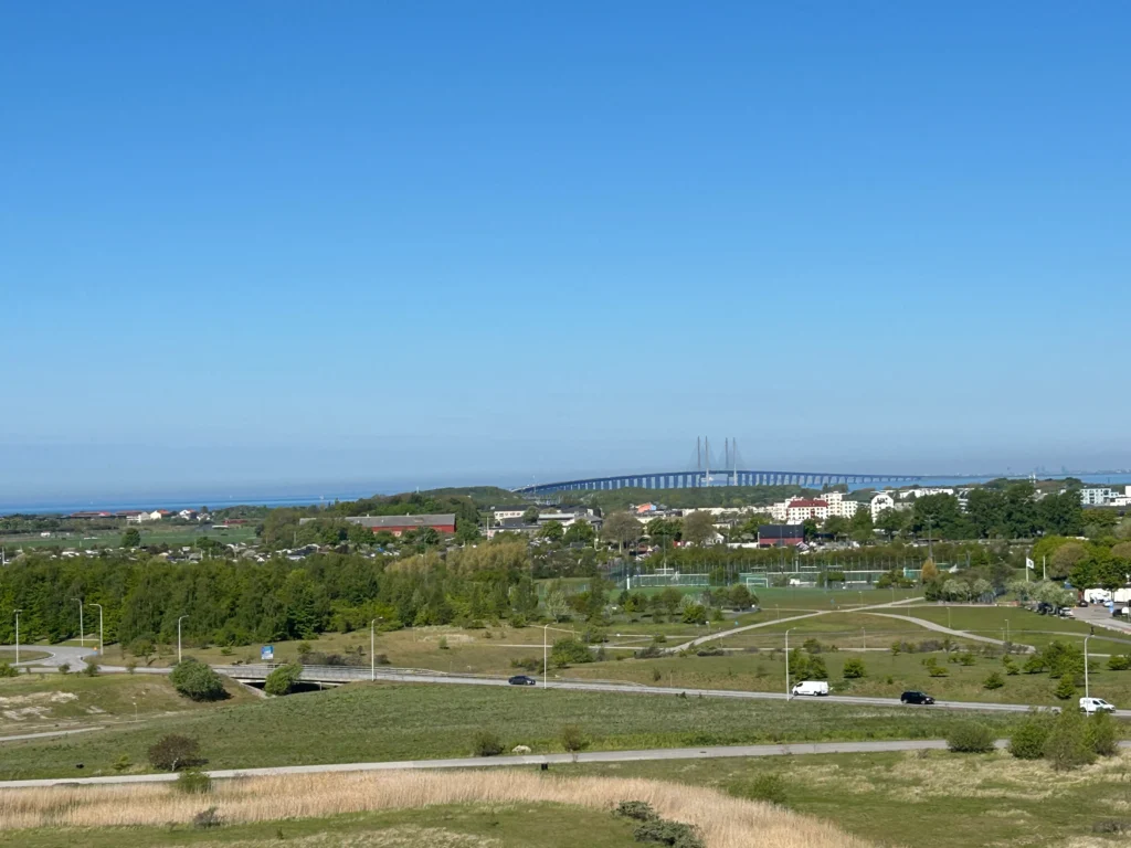 Tisdag och solen skiner över Malmö