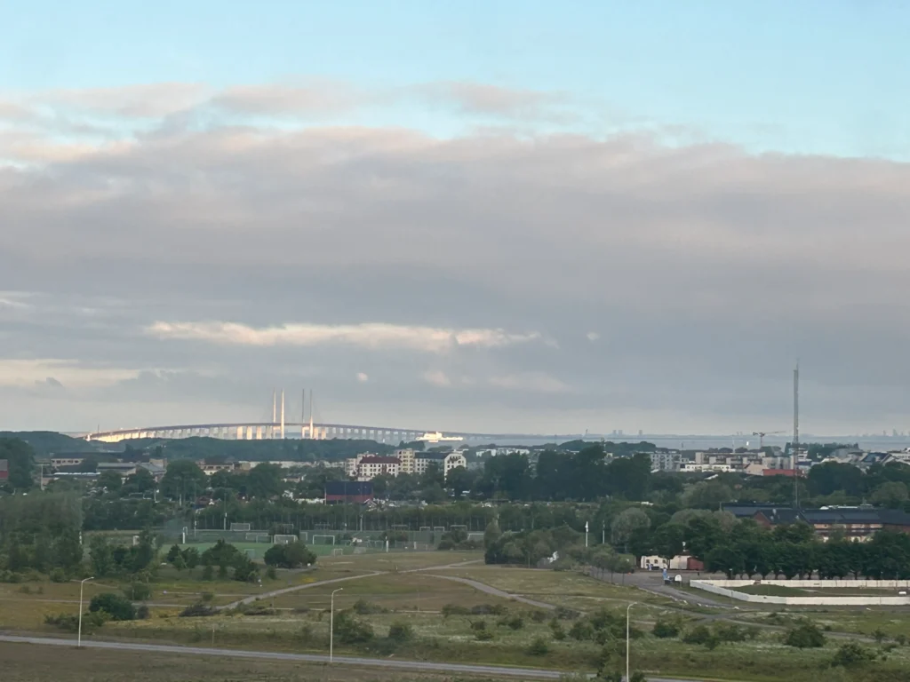 En tidig morgon över Malmö och Öresund